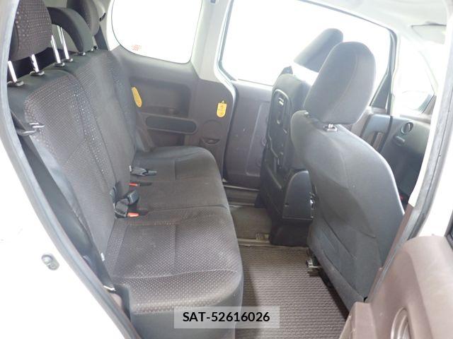 Toyota SPADE 2013-03 8159269-21