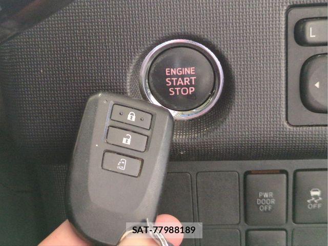 Toyota SPADE 2016-11 8210384-12
