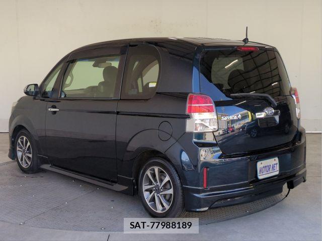 Toyota SPADE 2016-11 8210384-20