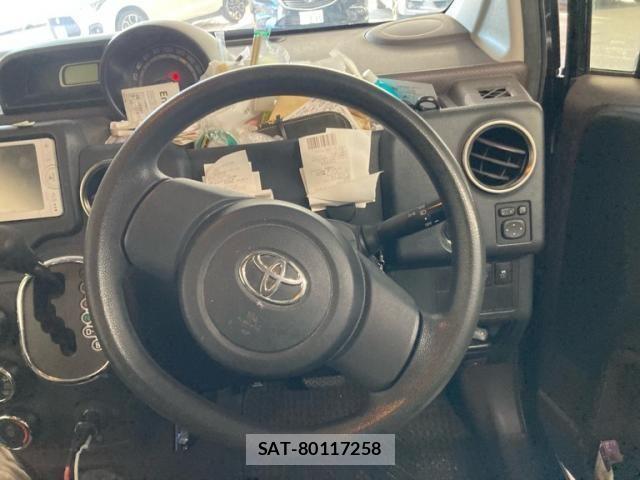 Toyota SPADE 2015-02 8231858-9