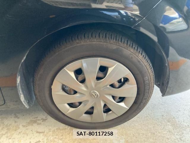 Toyota SPADE 2015-02 8231858-4