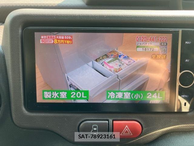 Toyota SPADE 2013-04 8231857-19