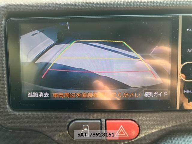 Toyota SPADE 2013-04 8231857-20