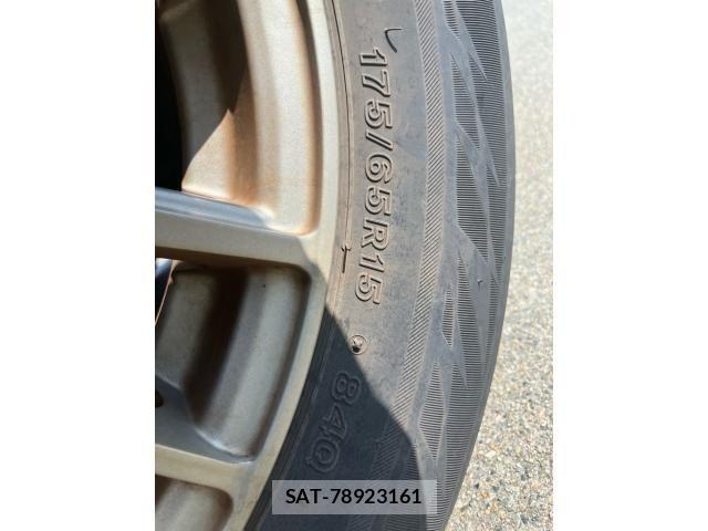 Toyota SPADE 2013-04 8231857-6