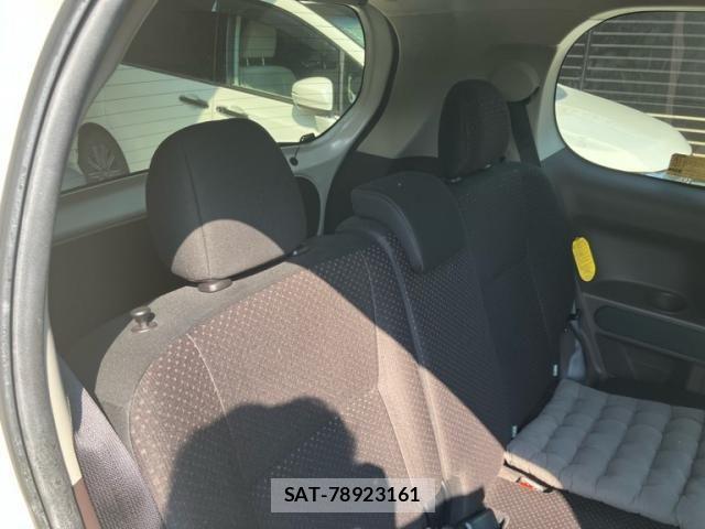 Toyota SPADE 2013-04 8231857-7