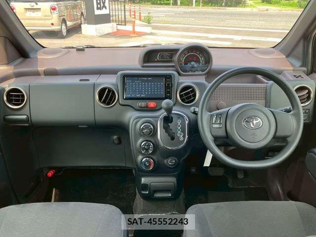 Toyota SPADE 2015-10 8231854-9
