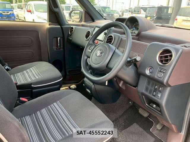 Toyota SPADE 2015-10 8231854-10