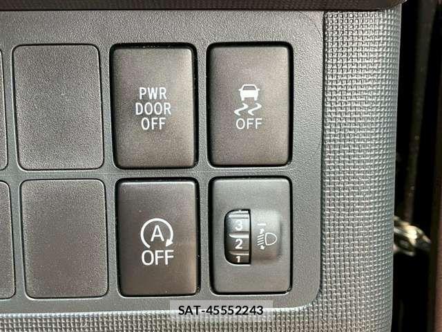 Toyota SPADE 2015-10 8231854-3