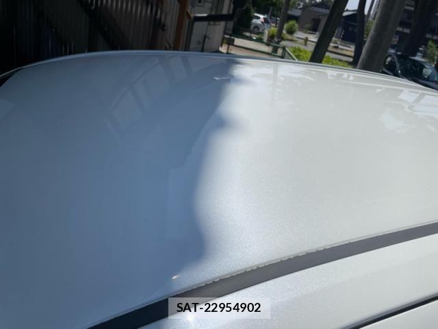 Toyota SPADE 2012-10 8231856-11