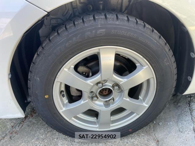 Toyota SPADE 2012-10 8231856-4