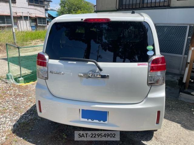 Toyota SPADE 2012-10 8231856-5