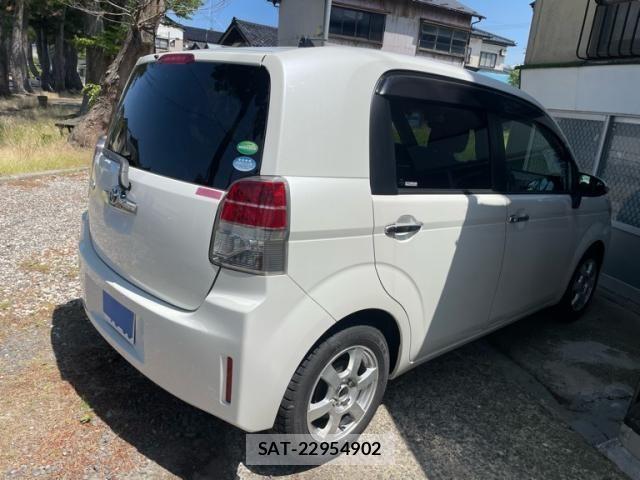 Toyota SPADE 2012-10 8231856-6