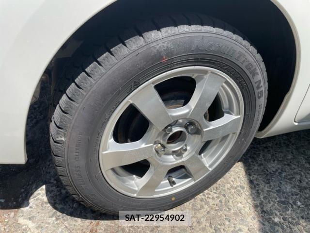 Toyota SPADE 2012-10 8231856-7