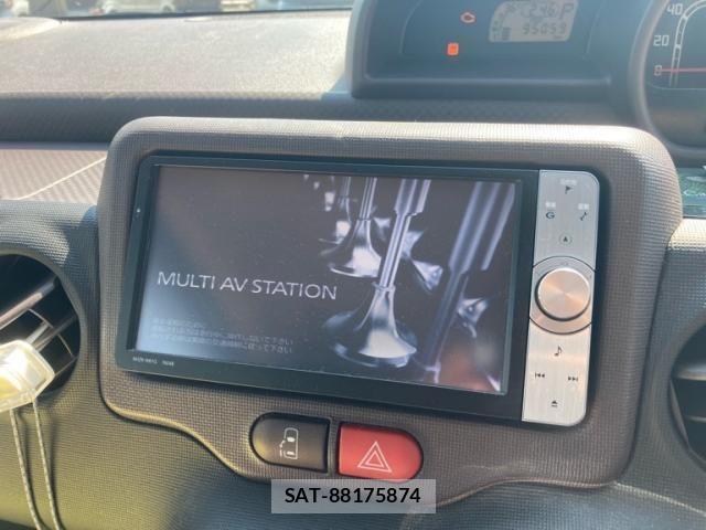 Toyota SPADE 2012-09 8231862-14