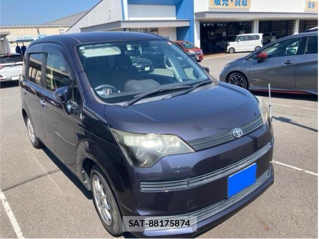 Toyota SPADE 2012-09 8231862-1