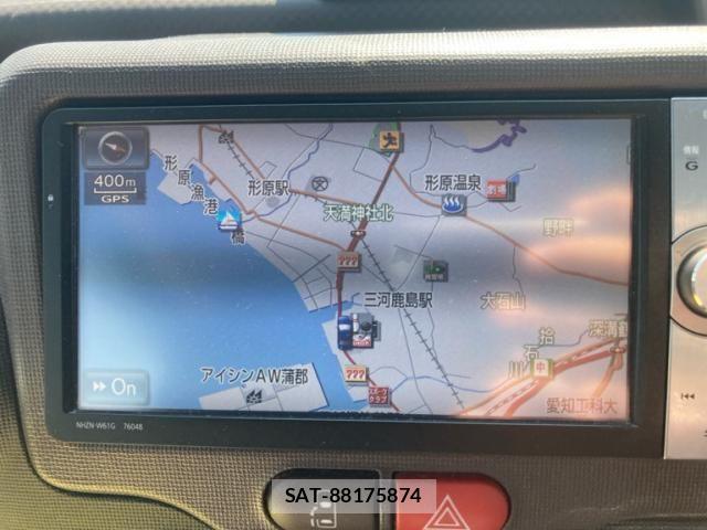 Toyota SPADE 2012-09 8231862-20