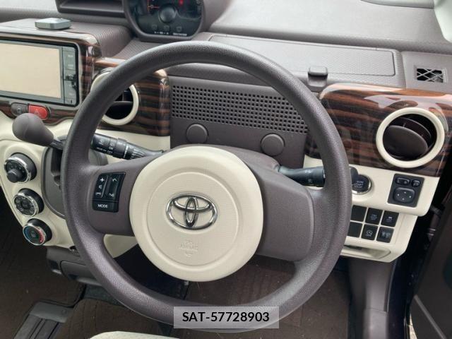 Toyota SPADE 2015-10 8231859-11