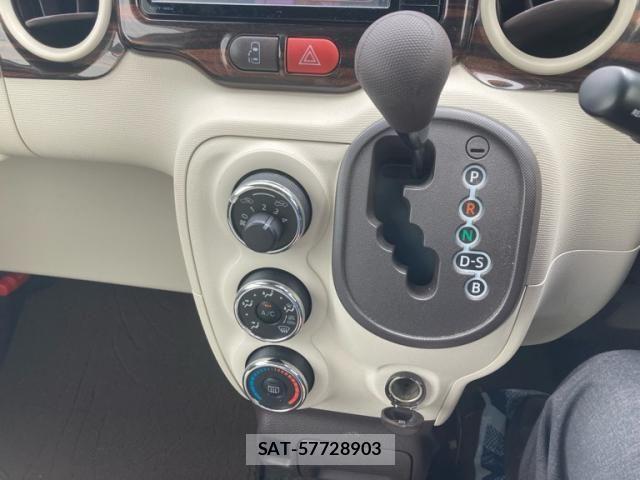Toyota SPADE 2015-10 8231859-20