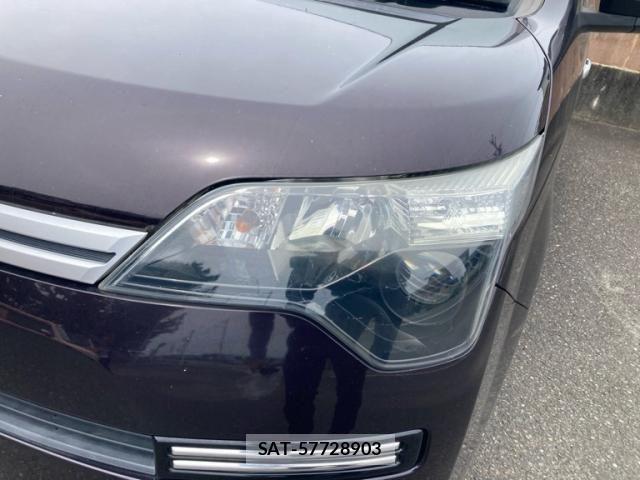 Toyota SPADE 2015-10 8231859-5