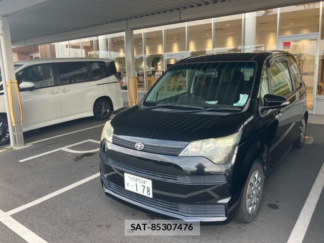 Toyota SPADE 2013-11 8231860-0
