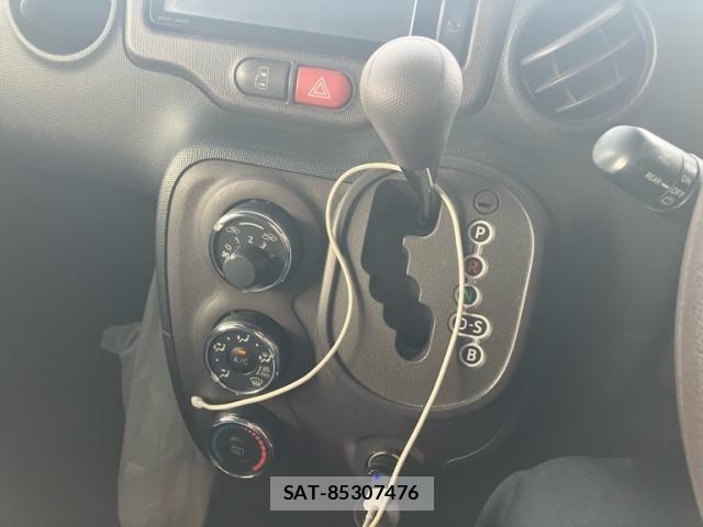 Toyota SPADE 2013-11 8231860-9