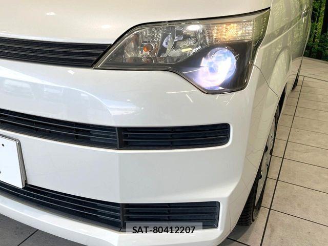 Toyota SPADE 2013-08 8246764-11