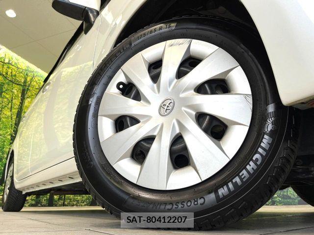 Toyota SPADE 2013-08 8246764-12