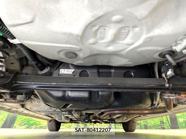 Toyota SPADE 2013-08 8246764-18