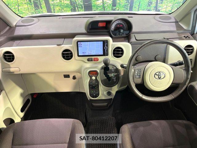 Toyota SPADE 2013-08 8246764-1