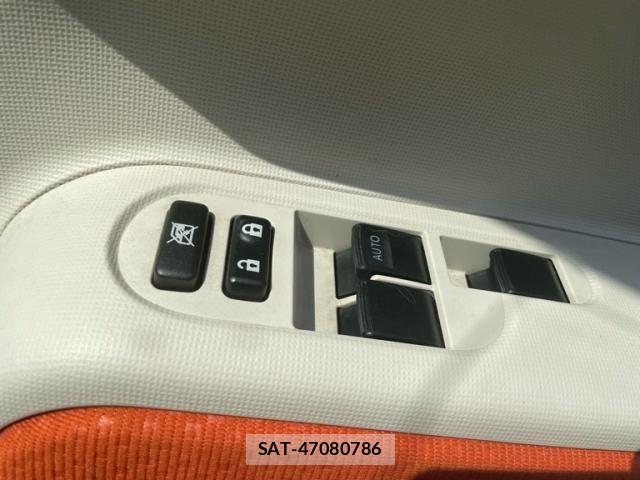 Toyota SPADE 2014-04 8317267-12
