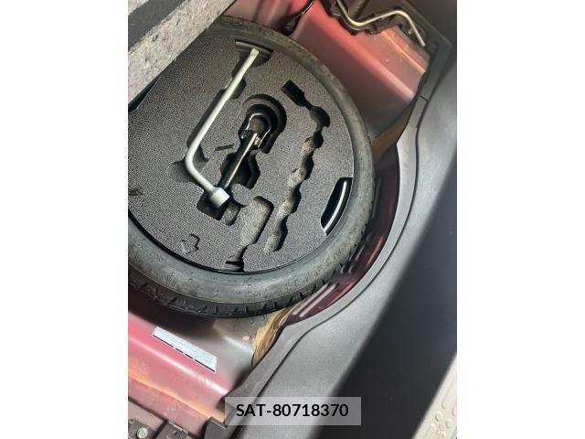 Toyota SPADE 2013-09 8317265-13