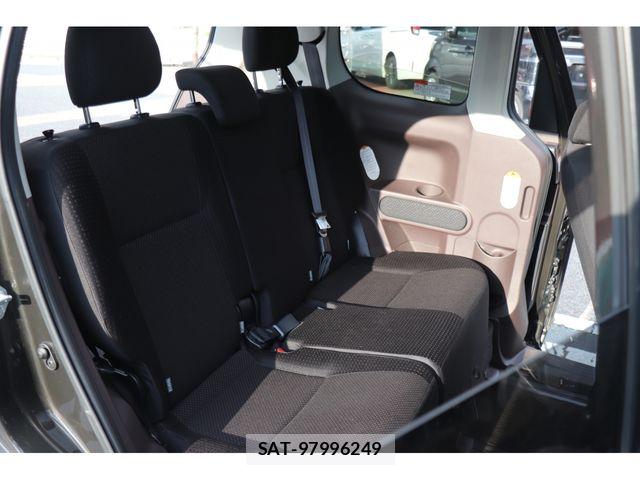 Toyota SPADE 2015-07 8317259-17