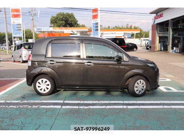 Toyota SPADE 2015-07 8317259-20