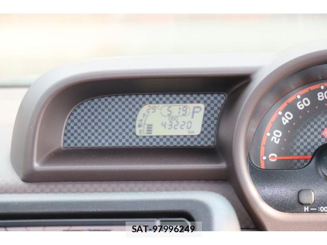Toyota SPADE 2015-07 8317259-23