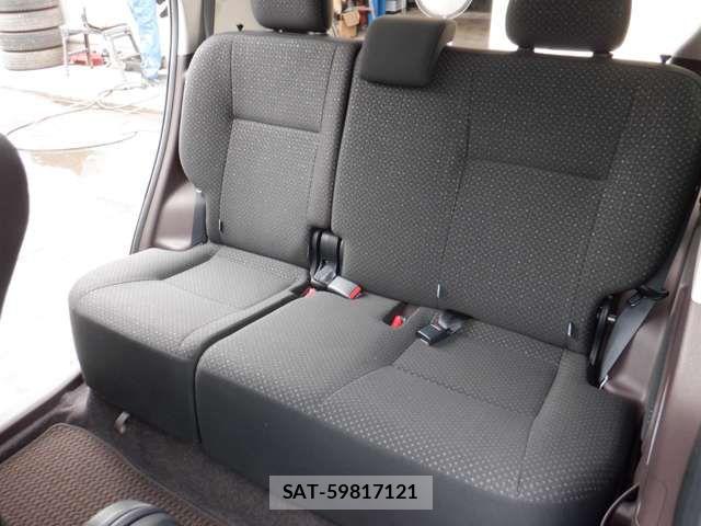 Toyota SPADE 2015-07 8317256-11