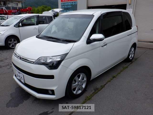 Toyota SPADE 2015-07 8317256-6