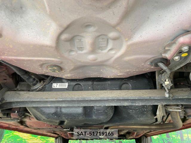 Toyota SPADE 2016-08 8317258-18