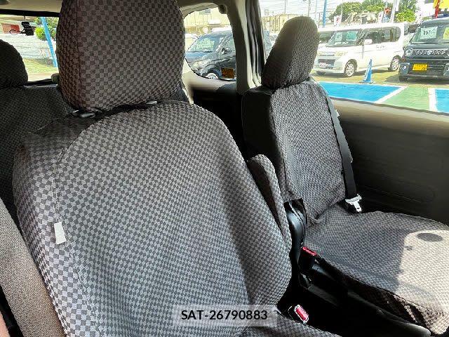 Toyota SPADE 2013-04 8317260-9