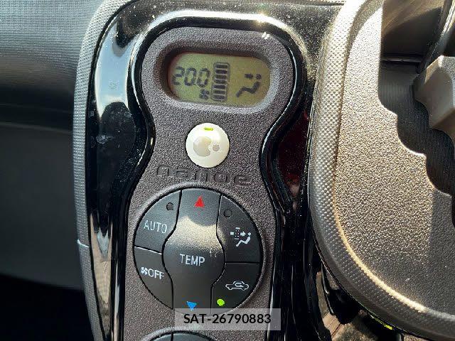 Toyota SPADE 2013-04 8317260-17
