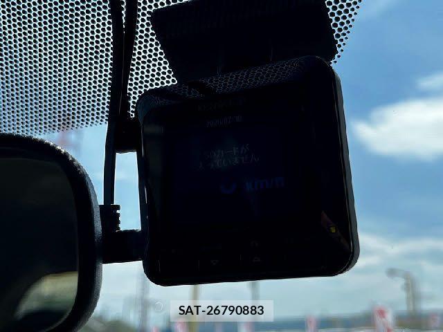 Toyota SPADE 2013-04 8317260-19