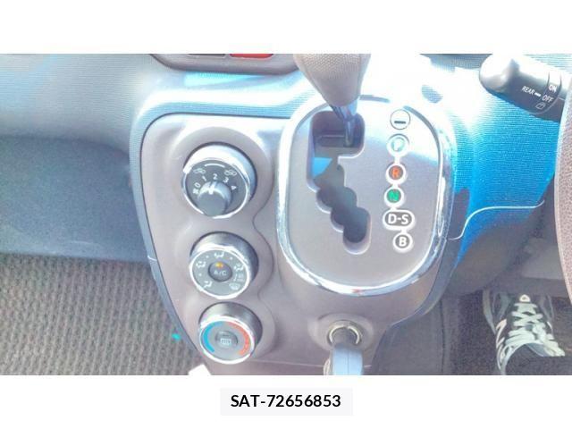 Toyota SPADE 2013-03 8337982-5