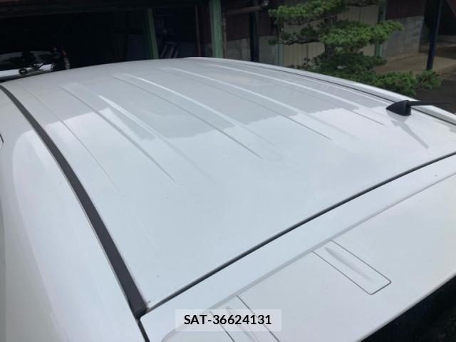 Toyota SPADE 2012-09 8337980-10
