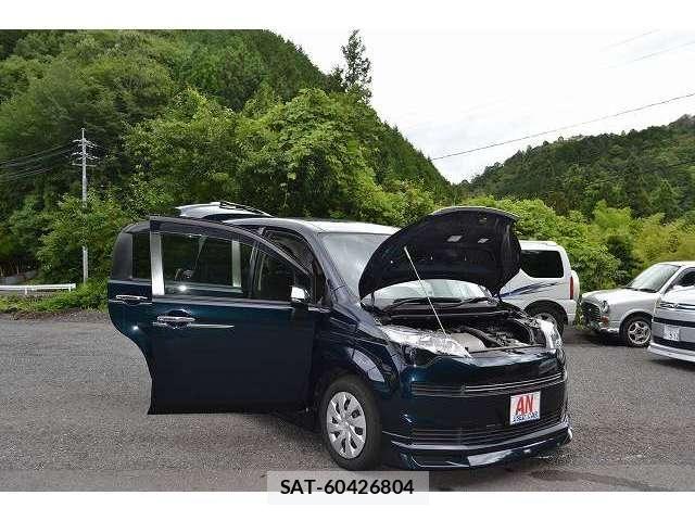 Toyota SPADE 2016-09 8355643-23