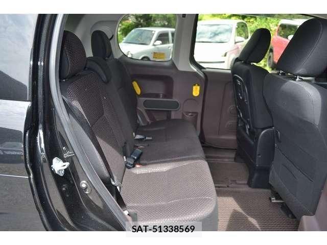 Toyota SPADE 2013-09 8355644-13
