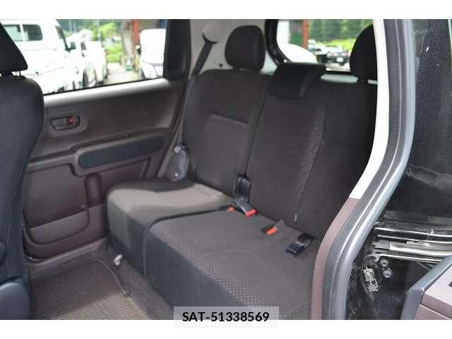 Toyota SPADE 2013-09 8355644-17