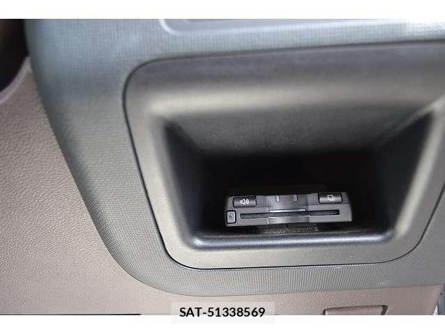 Toyota SPADE 2013-09 8355644-18