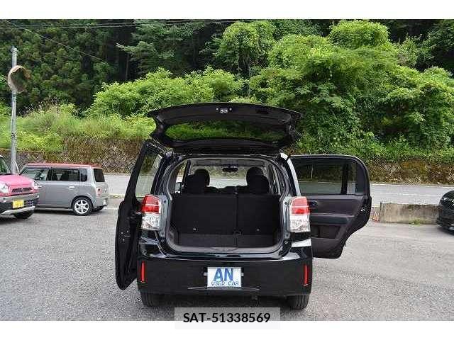 Toyota SPADE 2013-09 8355644-26
