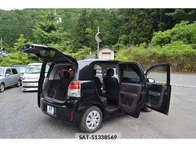 Toyota SPADE 2013-09 8355644-27