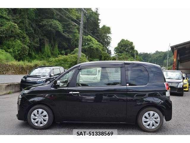 Toyota SPADE 2013-09 8355644-4