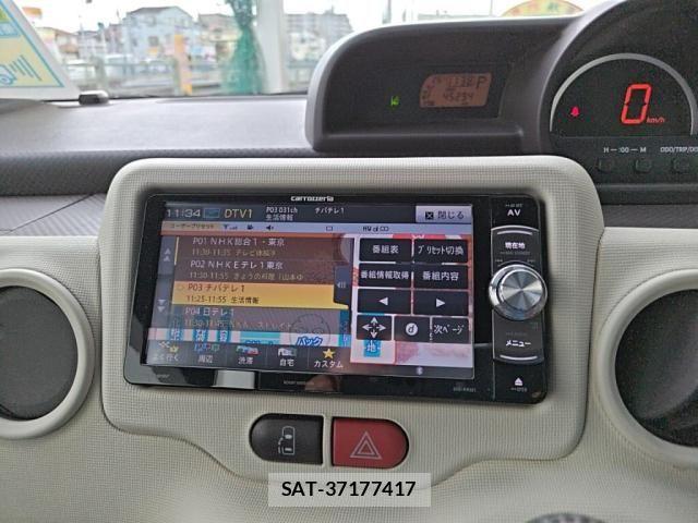Toyota SPADE 2018-07 8355642-12